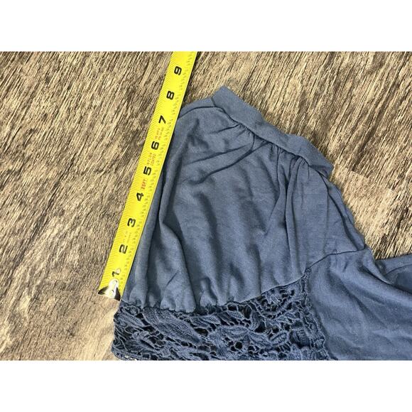 Isabella Rodriguez Women’s Size XL Blue Lace Yoke Short Sleeve Boho Top Blouse - Picture 6 of 6